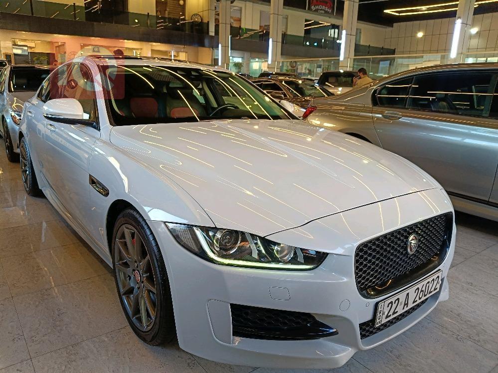 جاگوار XE